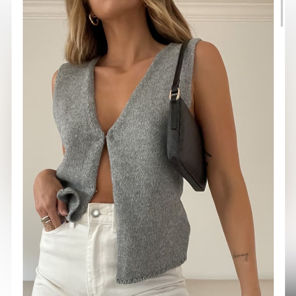 Rumored prince street top